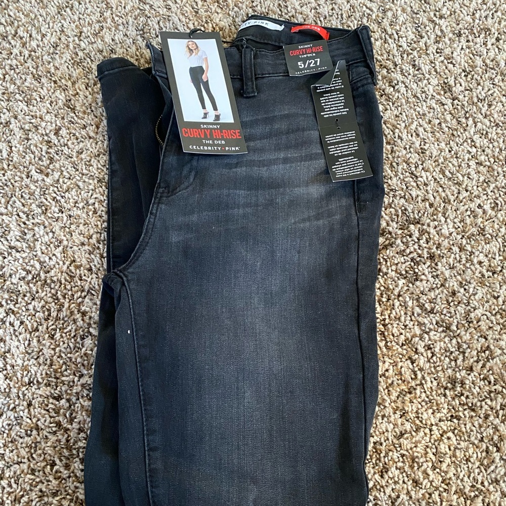 Fashion nova jeans!